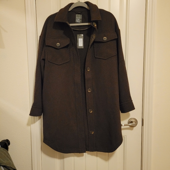 2 Brown Oversized Shackets - Picture 4 of 5